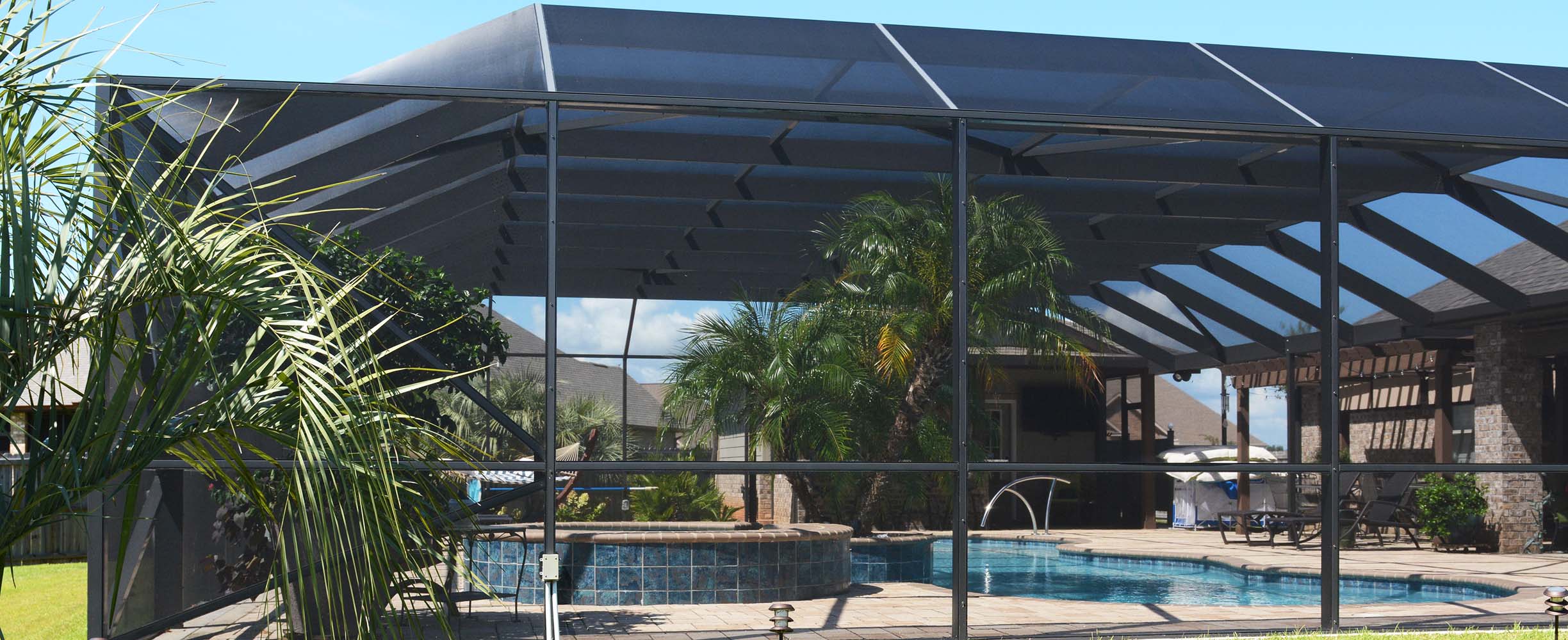 Aluminum swimming pool enclosure in Foley, Alabama