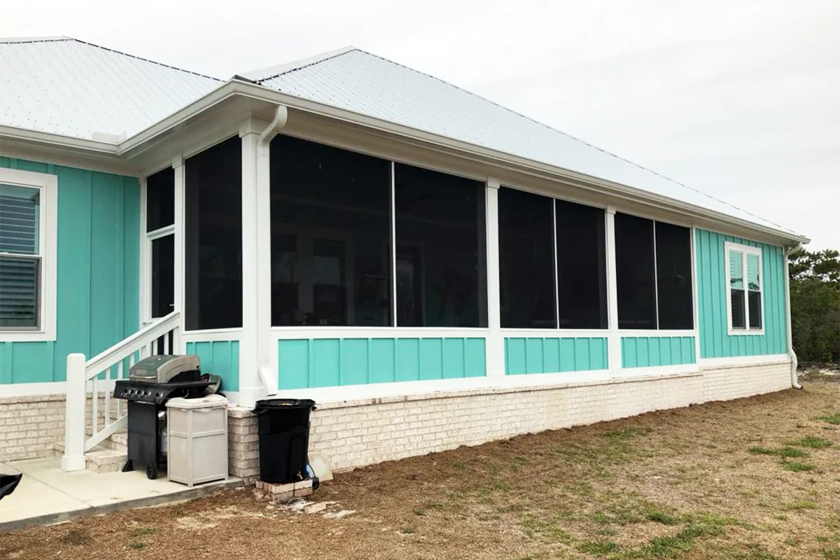 Custom screen room at a Gulf Shores, Alabama residence